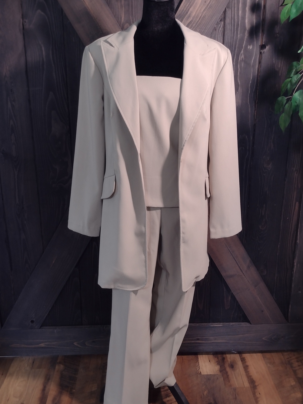 Breakin'loose women's Cream Tailored Pant Suit - Elegant Three-Piece Set